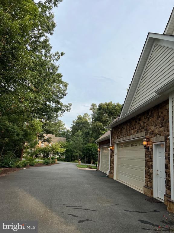 11207 VALOR BRIDGE DR, SPOTSYLVANIA, Virginia 22551, 4 Bedrooms Bedrooms, ,4 BathroomsBathrooms,Residential,11207 VALOR BRIDGE DR,VASP2034776 MLS # VASP2034776
