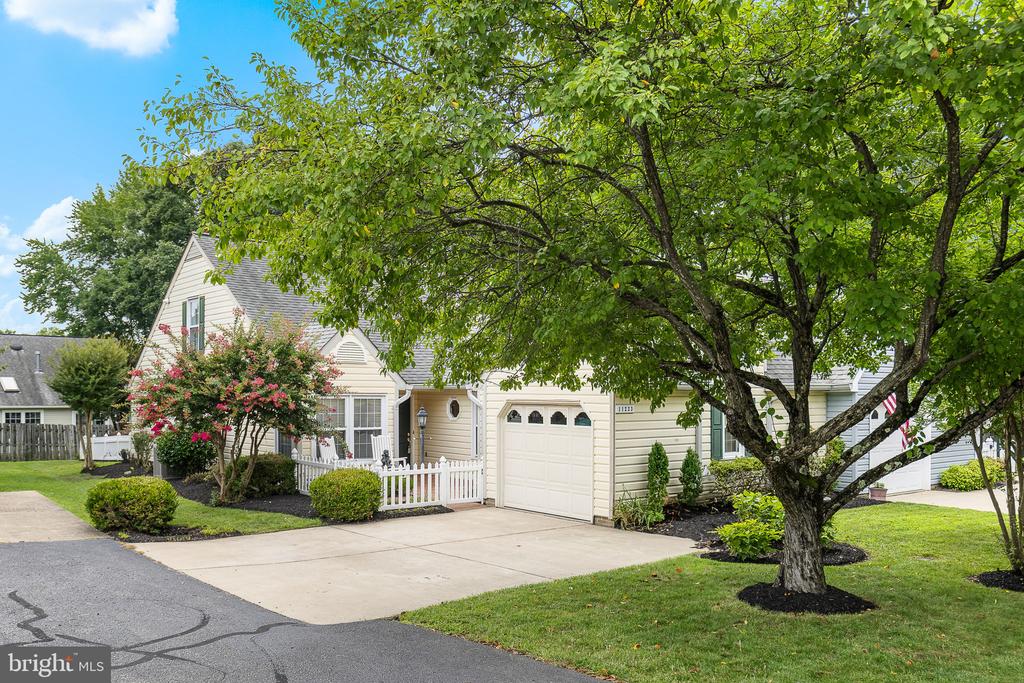 11223 STONE MILL CT, FREDERICKSBURG, Virginia 22407, 3 Bedrooms Bedrooms, ,3 BathroomsBathrooms,Residential,SUMMERLAKE,11223 STONE MILL CT,VASP2034744 MLS # VASP2034744