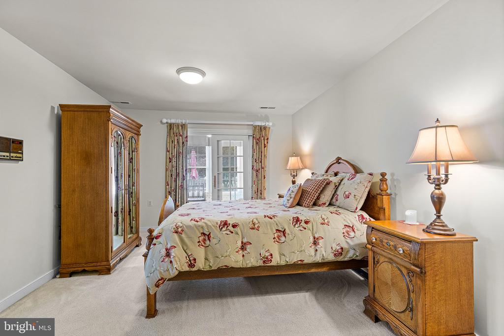 11223 STONE MILL CT, FREDERICKSBURG, Virginia 22407, 3 Bedrooms Bedrooms, ,3 BathroomsBathrooms,Residential,SUMMERLAKE,11223 STONE MILL CT,VASP2034744 MLS # VASP2034744