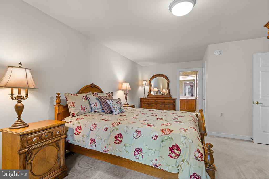 11223 STONE MILL CT, FREDERICKSBURG, Virginia 22407, 3 Bedrooms Bedrooms, ,3 BathroomsBathrooms,Residential,SUMMERLAKE,11223 STONE MILL CT,VASP2034744 MLS # VASP2034744
