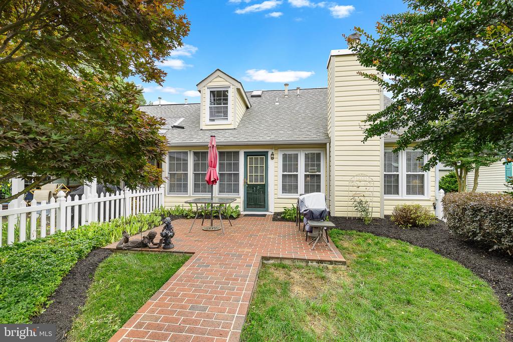 11223 STONE MILL CT, FREDERICKSBURG, Virginia 22407, 3 Bedrooms Bedrooms, ,3 BathroomsBathrooms,Residential,SUMMERLAKE,11223 STONE MILL CT,VASP2034744 MLS # VASP2034744