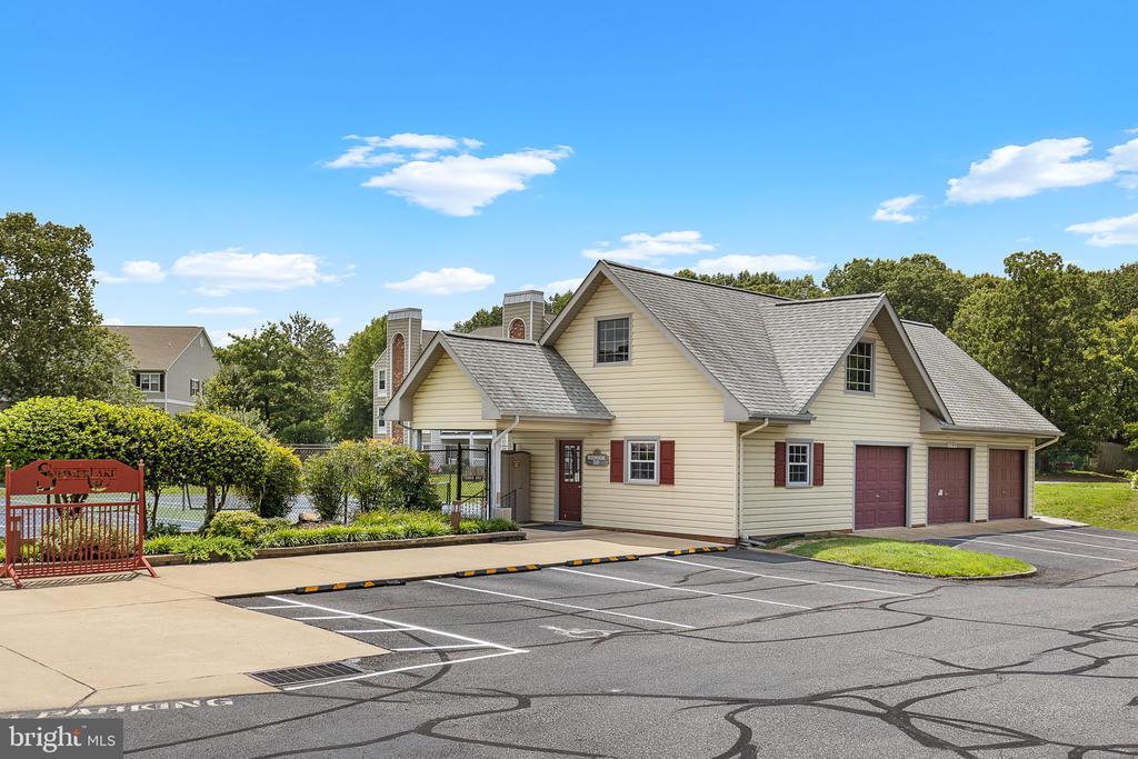 11223 STONE MILL CT, FREDERICKSBURG, Virginia 22407, 3 Bedrooms Bedrooms, ,3 BathroomsBathrooms,Residential,SUMMERLAKE,11223 STONE MILL CT,VASP2034744 MLS # VASP2034744