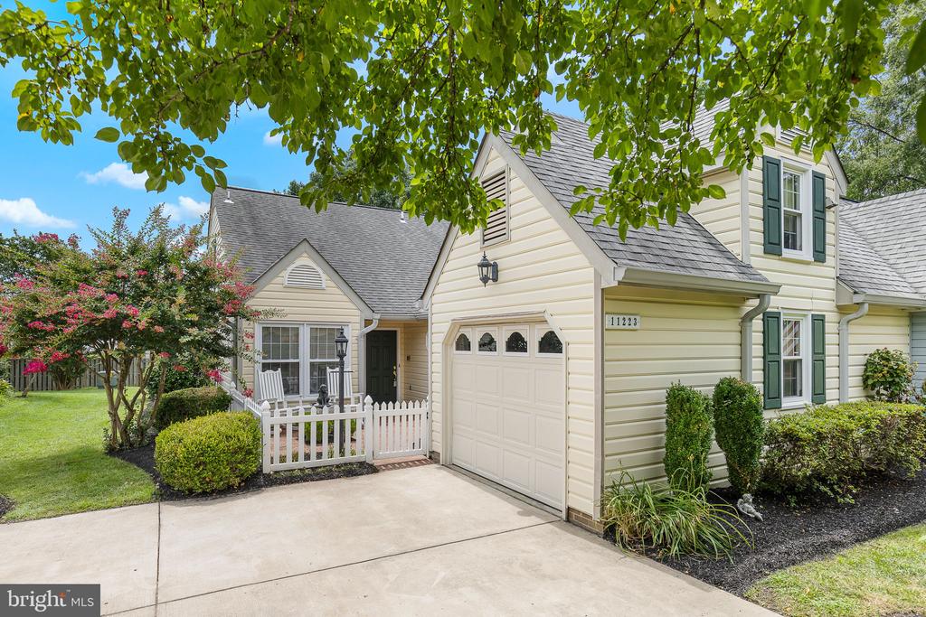 11223 STONE MILL CT, FREDERICKSBURG, Virginia 22407, 3 Bedrooms Bedrooms, ,3 BathroomsBathrooms,Residential,SUMMERLAKE,11223 STONE MILL CT,VASP2034744 MLS # VASP2034744