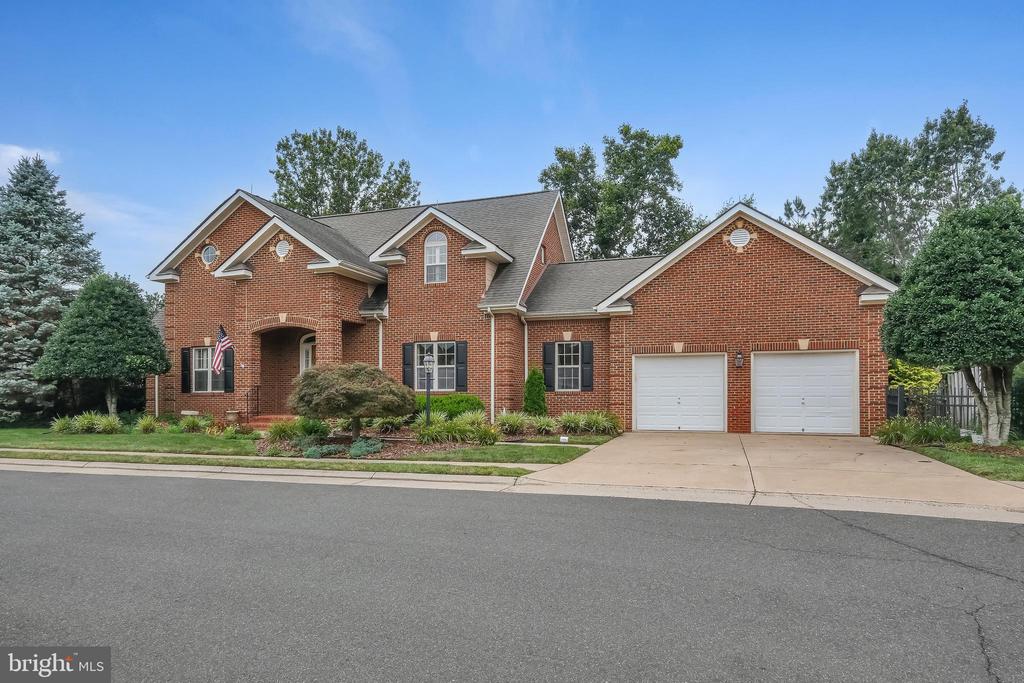243 CARRIAGE CHASE CIR, WARRENTON, Virginia 20186, 5 Bedrooms Bedrooms, ,4 BathroomsBathrooms,Residential,243 CARRIAGE CHASE CIR,VAFQ2017530 MLS # VAFQ2017530