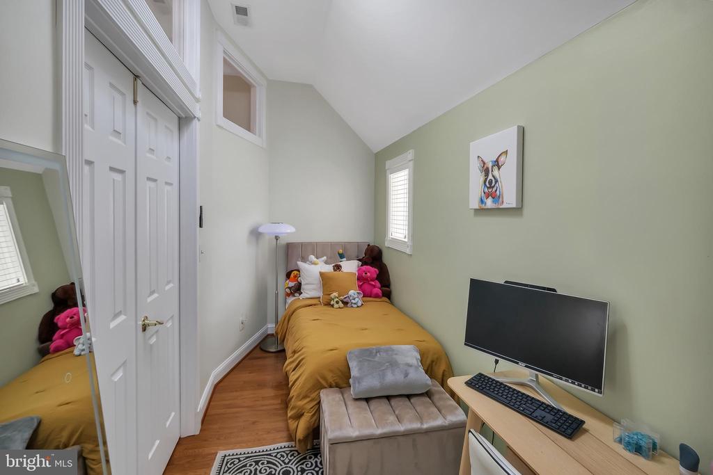 243 CARRIAGE CHASE CIR, WARRENTON, Virginia 20186, 5 Bedrooms Bedrooms, ,4 BathroomsBathrooms,Residential,243 CARRIAGE CHASE CIR,VAFQ2017530 MLS # VAFQ2017530