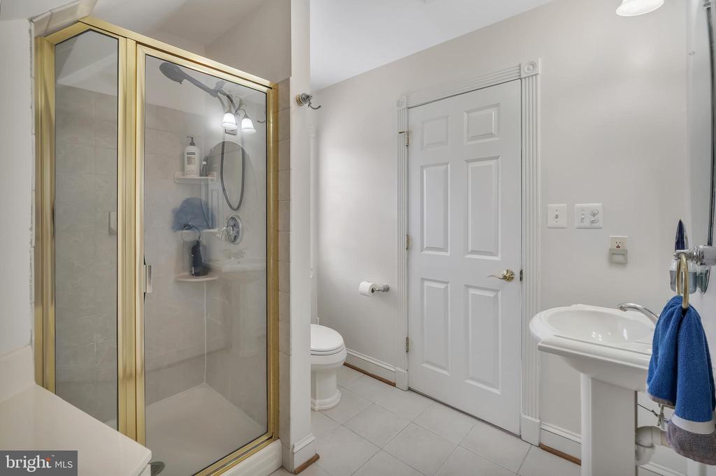 243 CARRIAGE CHASE CIR, WARRENTON, Virginia 20186, 5 Bedrooms Bedrooms, ,4 BathroomsBathrooms,Residential,243 CARRIAGE CHASE CIR,VAFQ2017530 MLS # VAFQ2017530