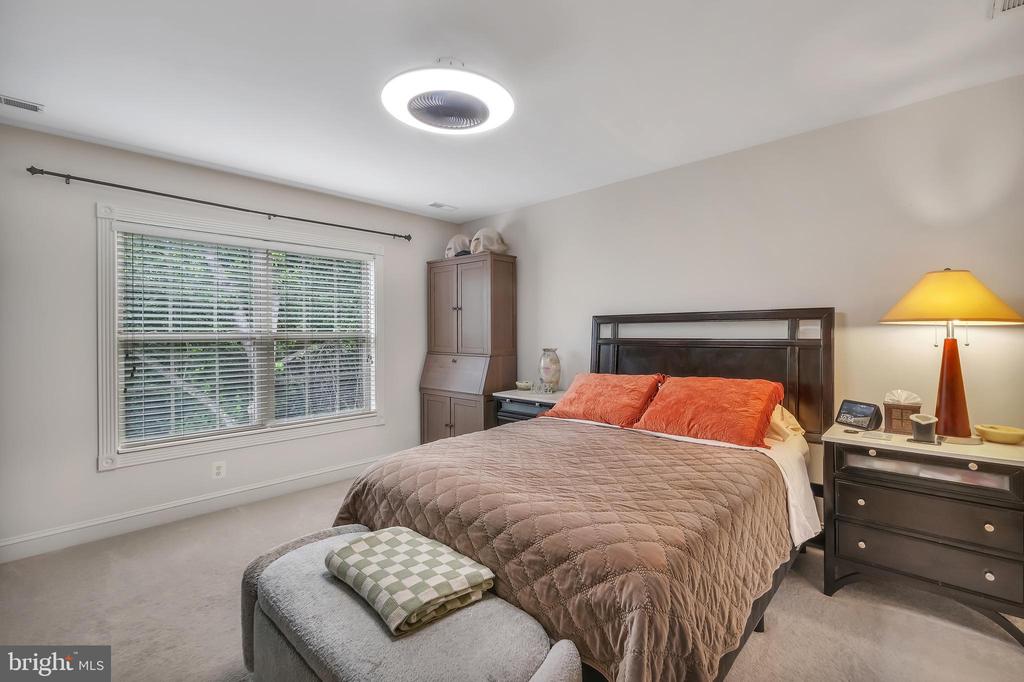 243 CARRIAGE CHASE CIR, WARRENTON, Virginia 20186, 5 Bedrooms Bedrooms, ,4 BathroomsBathrooms,Residential,243 CARRIAGE CHASE CIR,VAFQ2017530 MLS # VAFQ2017530