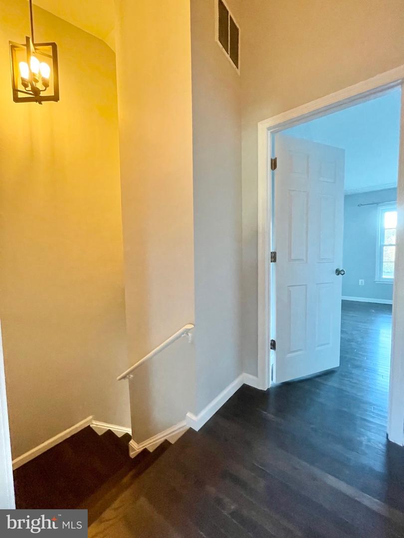 8916 WAITES WAY, LORTON, Virginia 22079, 3 Bedrooms Bedrooms, ,3 BathroomsBathrooms,Residential,For sale,8916 WAITES WAY,VAFX2254916 MLS # VAFX2254916