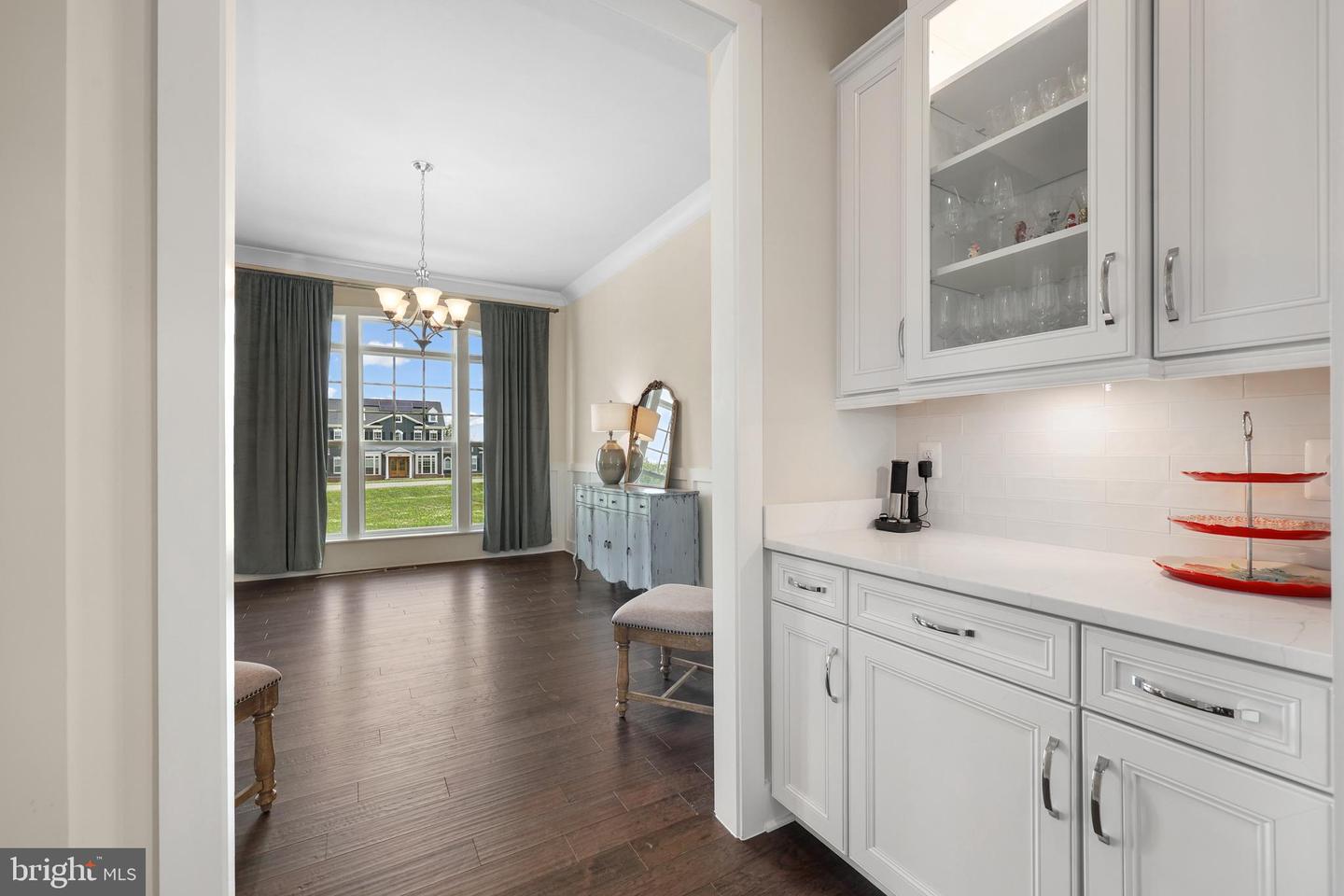 19135 HUNTRIDGE PRESERVE CT, PURCELLVILLE, Virginia 20132, 4 Bedrooms Bedrooms, ,5 BathroomsBathrooms,Residential,For sale,19135 HUNTRIDGE PRESERVE CT,VALO2102022 MLS # VALO2102022