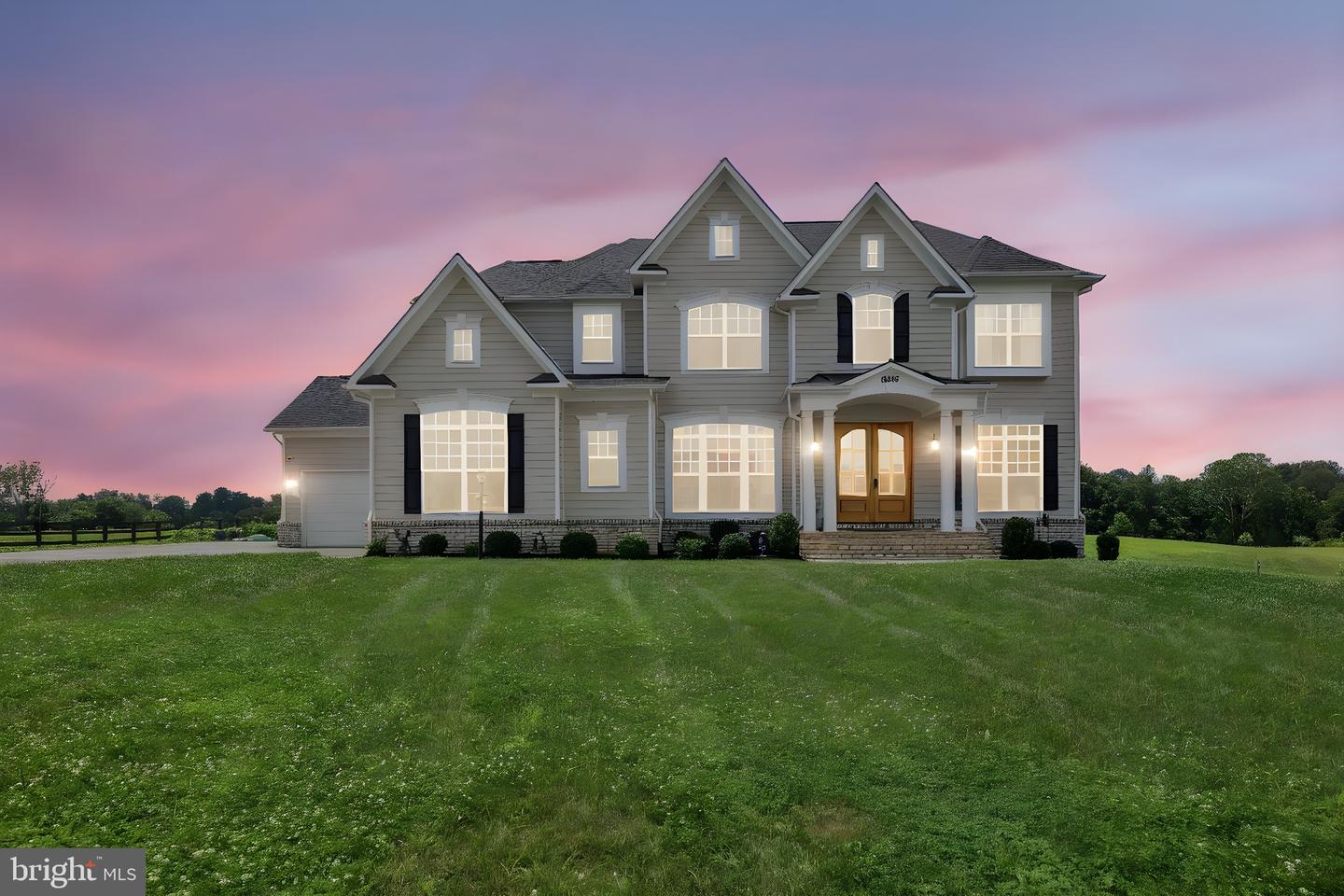 19135 HUNTRIDGE PRESERVE CT, PURCELLVILLE, Virginia 20132, 4 Bedrooms Bedrooms, ,5 BathroomsBathrooms,Residential,For sale,19135 HUNTRIDGE PRESERVE CT,VALO2102022 MLS # VALO2102022