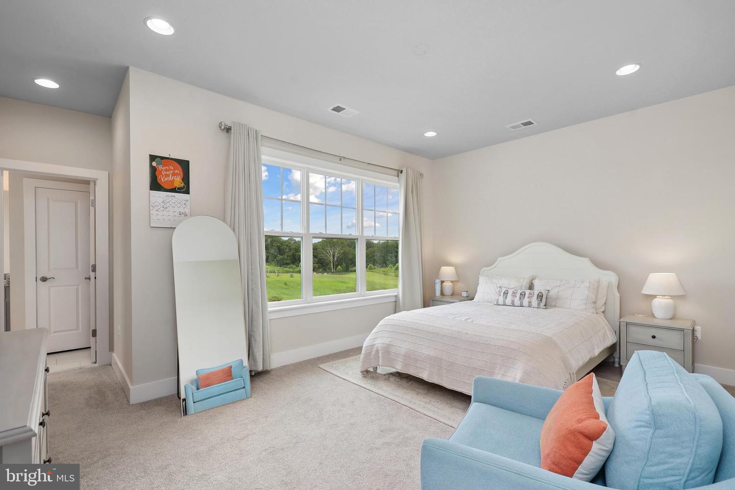 19135 HUNTRIDGE PRESERVE CT, PURCELLVILLE, Virginia 20132, 4 Bedrooms Bedrooms, ,5 BathroomsBathrooms,Residential,For sale,19135 HUNTRIDGE PRESERVE CT,VALO2102022 MLS # VALO2102022