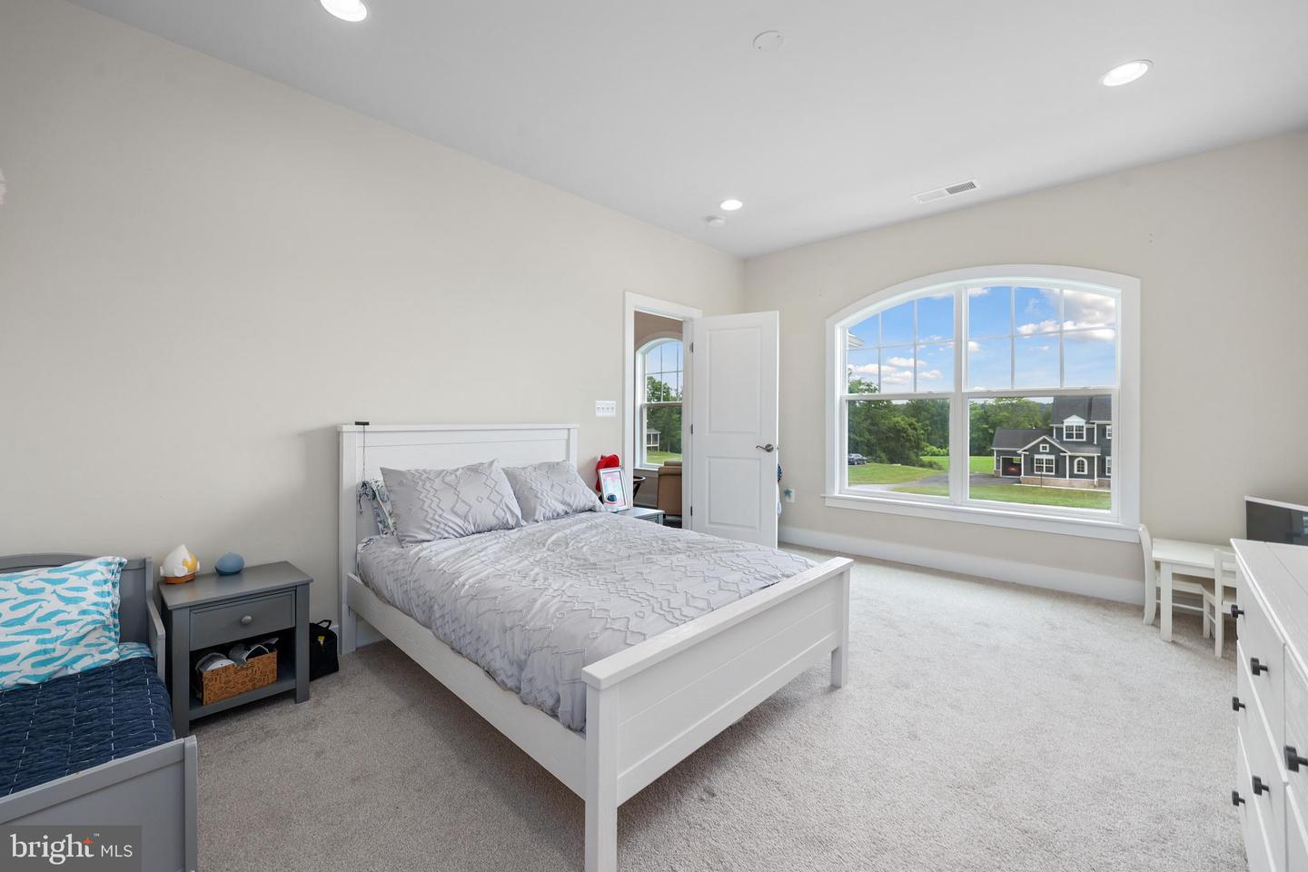 19135 HUNTRIDGE PRESERVE CT, PURCELLVILLE, Virginia 20132, 4 Bedrooms Bedrooms, ,5 BathroomsBathrooms,Residential,For sale,19135 HUNTRIDGE PRESERVE CT,VALO2102022 MLS # VALO2102022