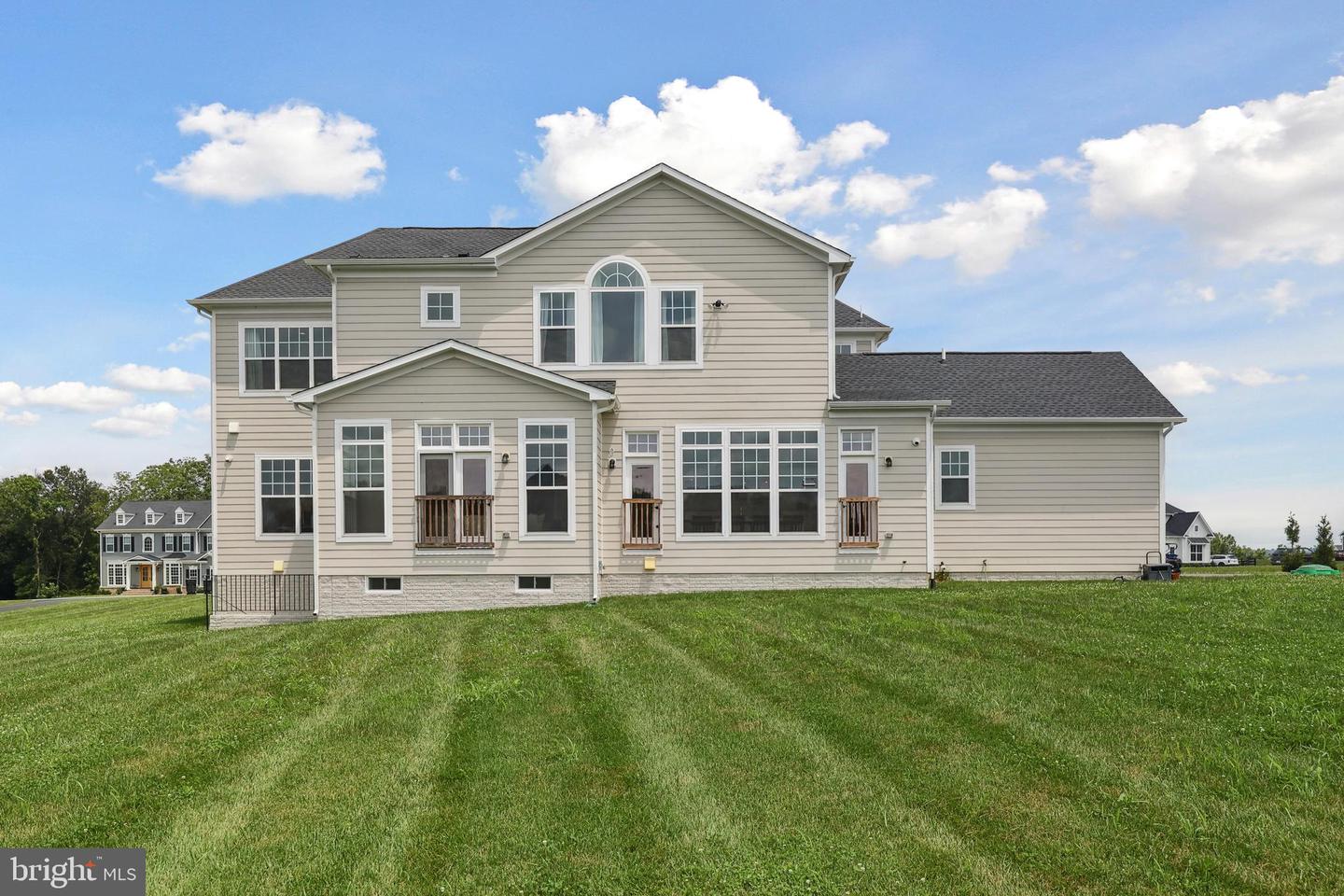 19135 HUNTRIDGE PRESERVE CT, PURCELLVILLE, Virginia 20132, 4 Bedrooms Bedrooms, ,5 BathroomsBathrooms,Residential,For sale,19135 HUNTRIDGE PRESERVE CT,VALO2102022 MLS # VALO2102022