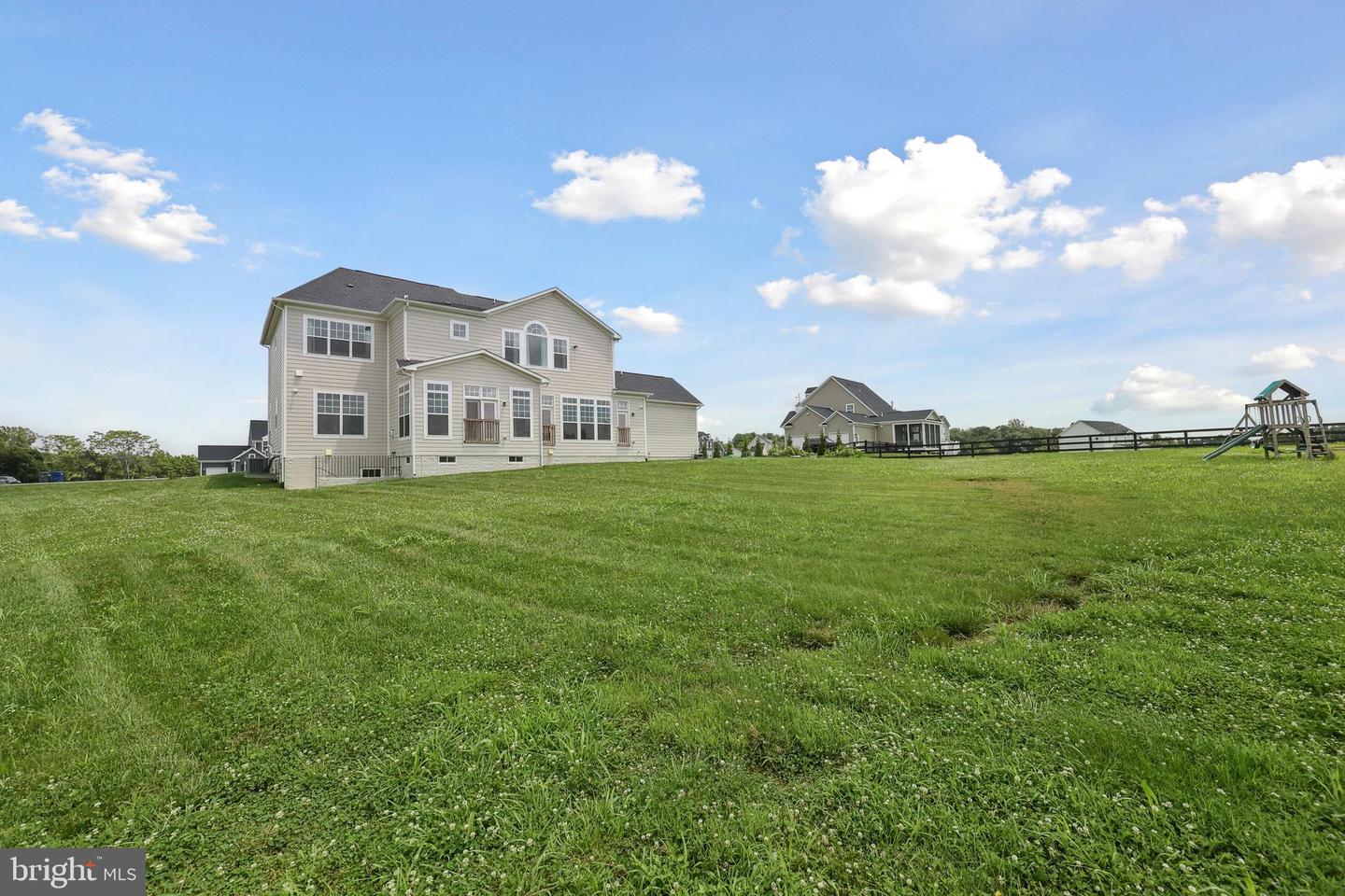 19135 HUNTRIDGE PRESERVE CT, PURCELLVILLE, Virginia 20132, 4 Bedrooms Bedrooms, ,5 BathroomsBathrooms,Residential,For sale,19135 HUNTRIDGE PRESERVE CT,VALO2102022 MLS # VALO2102022