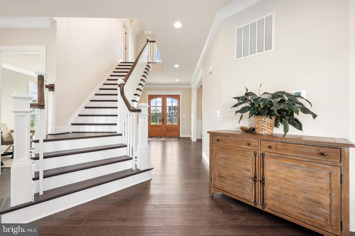 19135 HUNTRIDGE PRESERVE CT, PURCELLVILLE, Virginia 20132, 4 Bedrooms Bedrooms, ,5 BathroomsBathrooms,Residential,For sale,19135 HUNTRIDGE PRESERVE CT,VALO2102022 MLS # VALO2102022