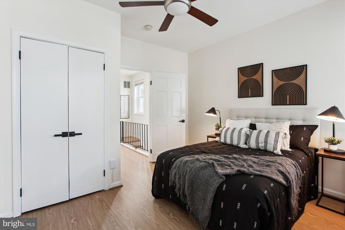 642 14TH PL NE, WASHINGTON, District Of Columbia 20002, 2 Bedrooms Bedrooms, ,1 BathroomBathrooms,Residential,For sale,642 14TH PL NE,DCDC2210168 MLS # DCDC2210168
