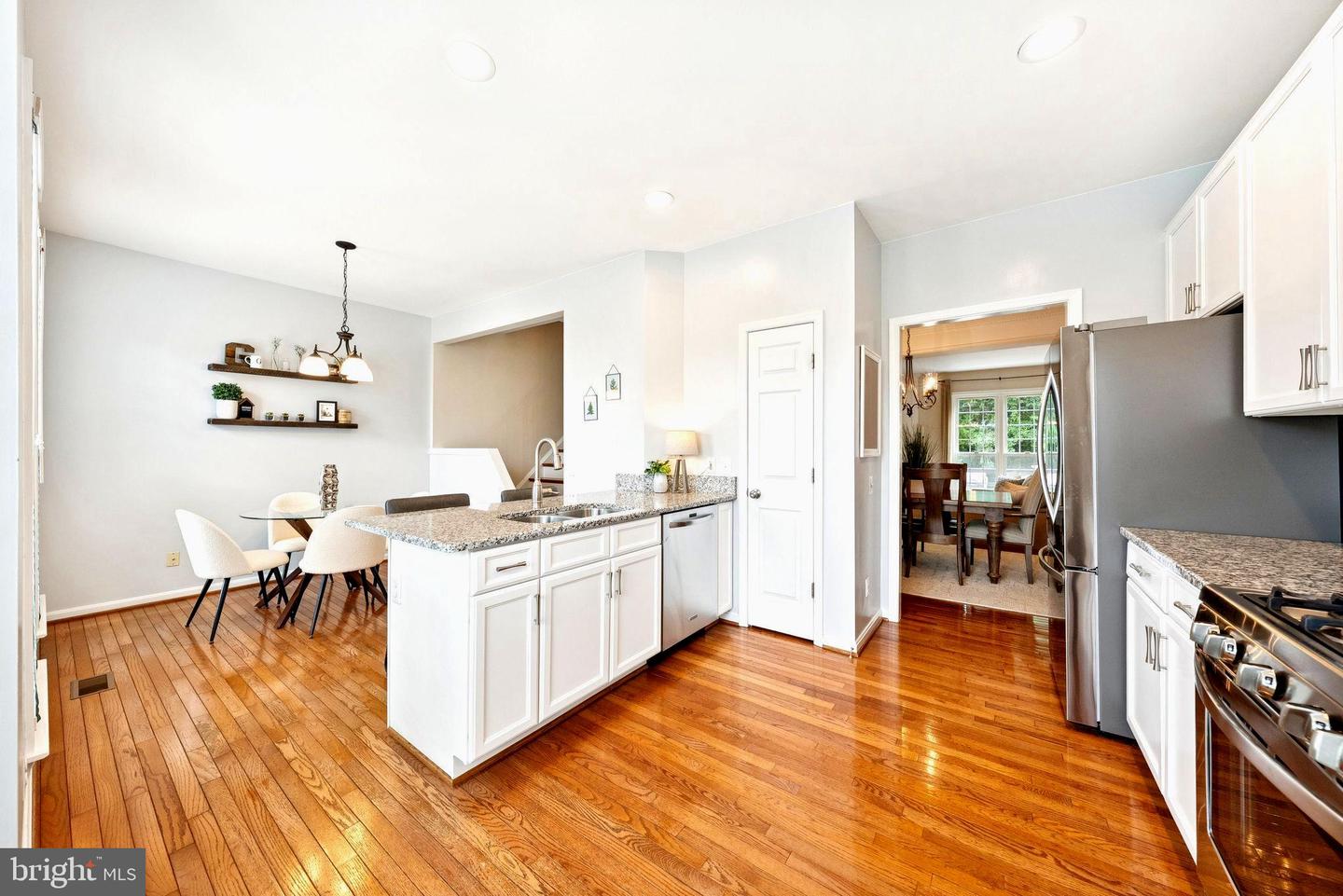 55 ARELL CT, ALEXANDRIA, Virginia 22304, 3 Bedrooms Bedrooms, ,3 BathroomsBathrooms,Residential,For sale,55 ARELL CT,VAAX2047446 MLS # VAAX2047446