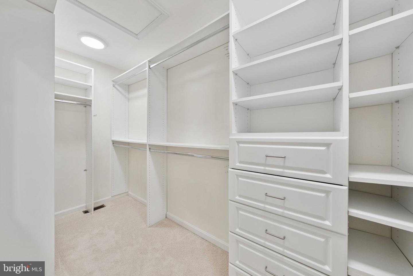 55 ARELL CT, ALEXANDRIA, Virginia 22304, 3 Bedrooms Bedrooms, ,3 BathroomsBathrooms,Residential,For sale,55 ARELL CT,VAAX2047446 MLS # VAAX2047446