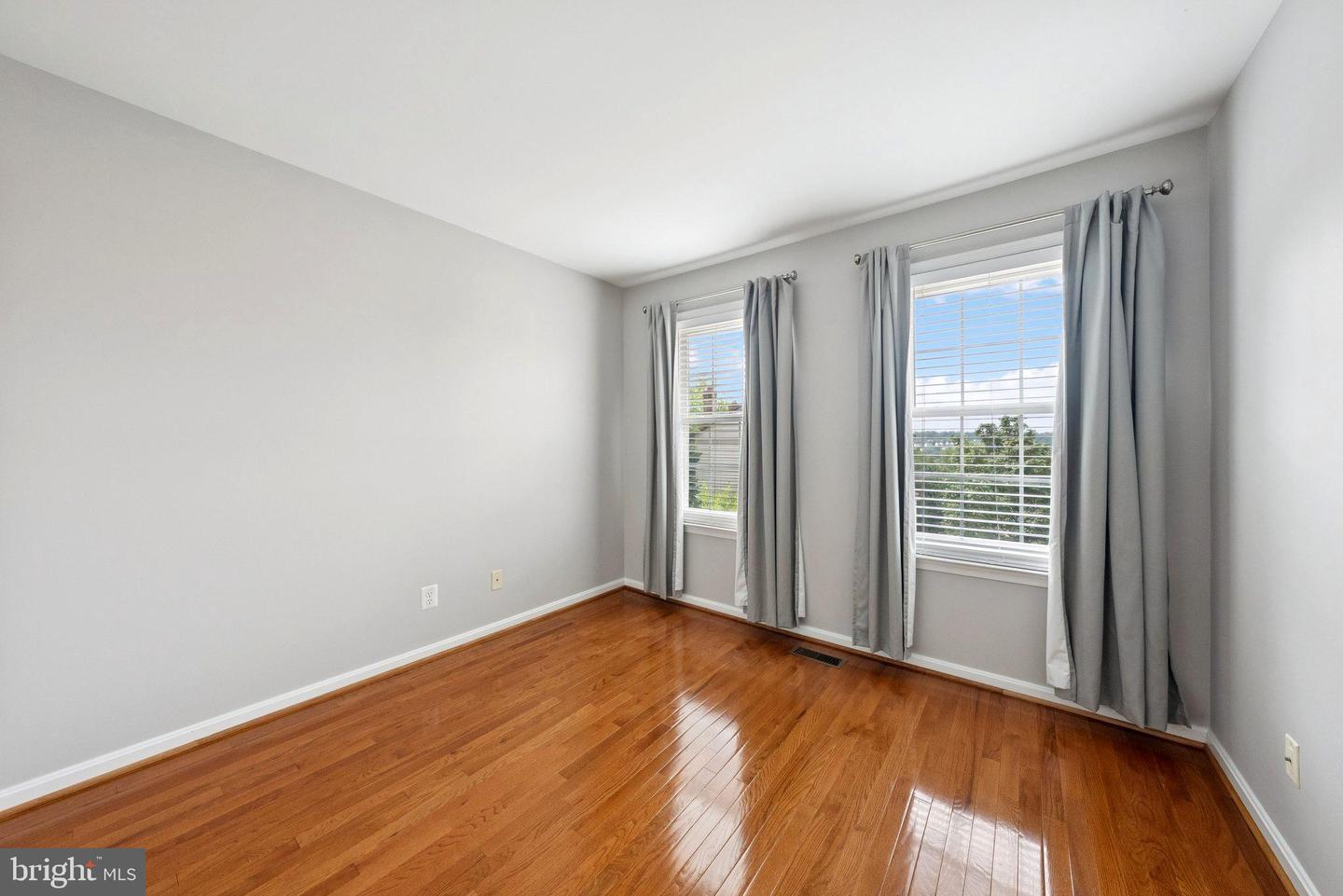 55 ARELL CT, ALEXANDRIA, Virginia 22304, 3 Bedrooms Bedrooms, ,3 BathroomsBathrooms,Residential,For sale,55 ARELL CT,VAAX2047446 MLS # VAAX2047446