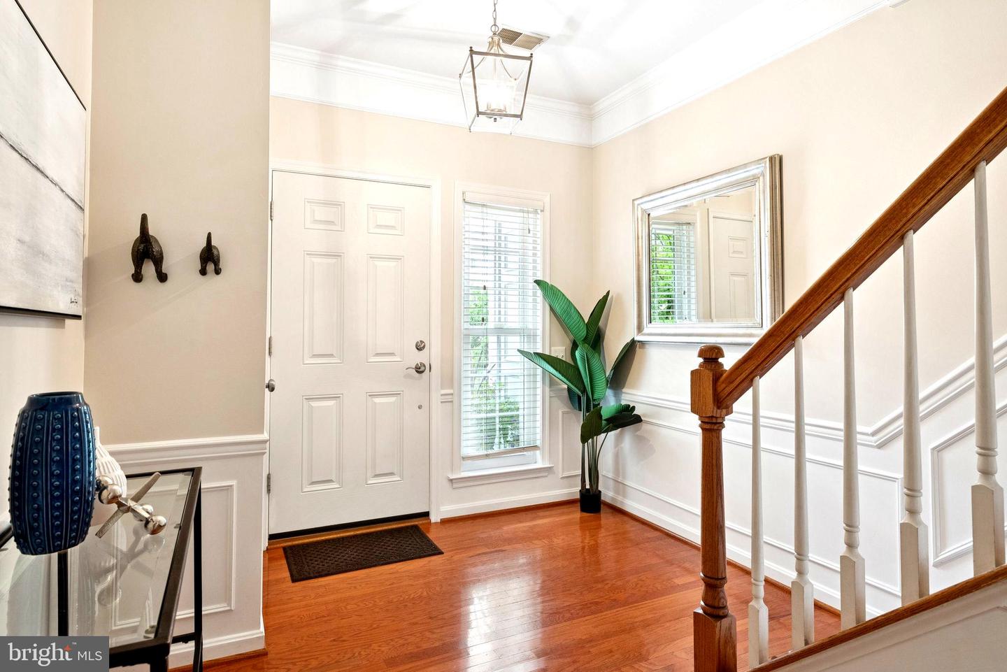 55 ARELL CT, ALEXANDRIA, Virginia 22304, 3 Bedrooms Bedrooms, ,3 BathroomsBathrooms,Residential,For sale,55 ARELL CT,VAAX2047446 MLS # VAAX2047446