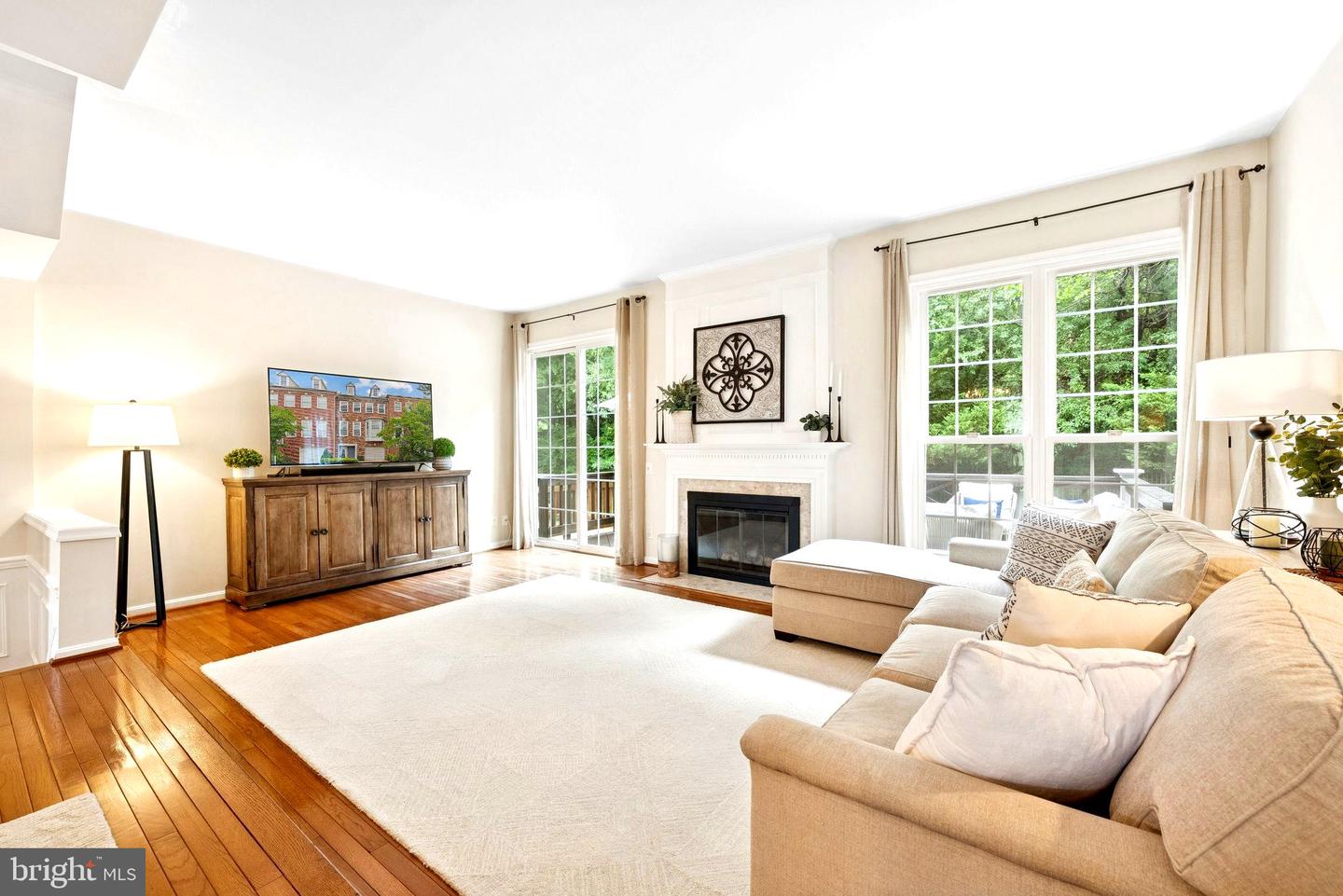 55 ARELL CT, ALEXANDRIA, Virginia 22304, 3 Bedrooms Bedrooms, ,3 BathroomsBathrooms,Residential,For sale,55 ARELL CT,VAAX2047446 MLS # VAAX2047446