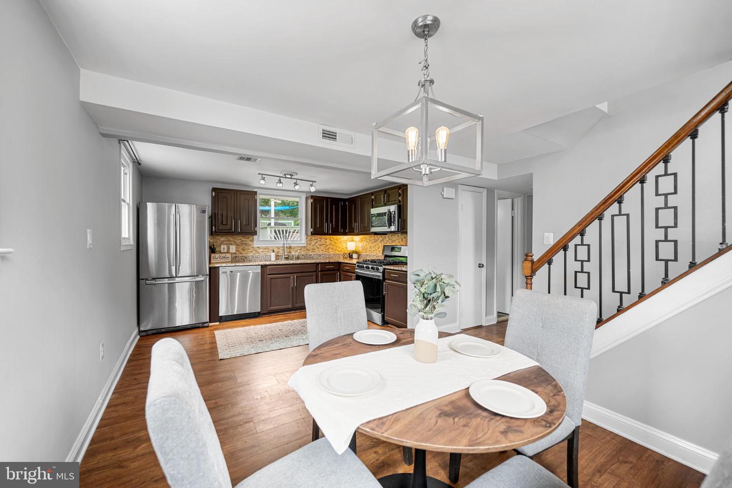 12915 KIDWELL DR, WOODBRIDGE, Virginia 22193, 3 Bedrooms Bedrooms, ,2 BathroomsBathrooms,Residential,For sale,12915 KIDWELL DR,VAPW2099156 MLS # VAPW2099156