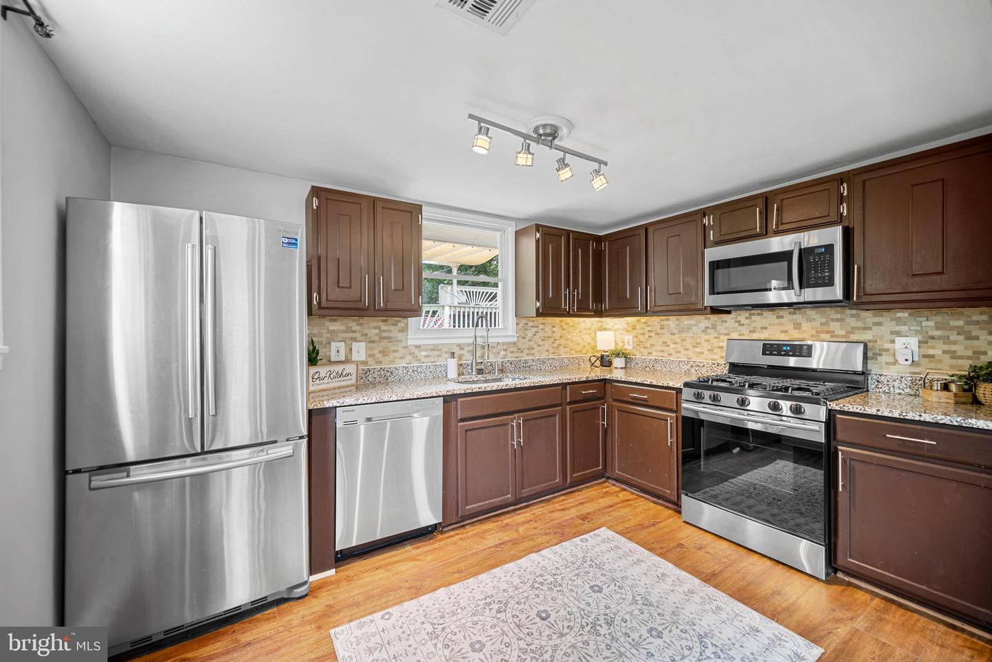 12915 KIDWELL DR, WOODBRIDGE, Virginia 22193, 3 Bedrooms Bedrooms, ,2 BathroomsBathrooms,Residential,For sale,12915 KIDWELL DR,VAPW2099156 MLS # VAPW2099156