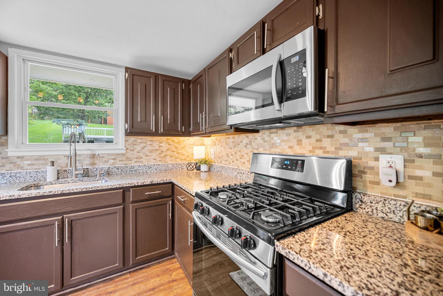 12915 KIDWELL DR, WOODBRIDGE, Virginia 22193, 3 Bedrooms Bedrooms, ,2 BathroomsBathrooms,Residential,For sale,12915 KIDWELL DR,VAPW2099156 MLS # VAPW2099156