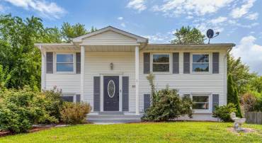 12915 KIDWELL DR, WOODBRIDGE, Virginia 22193, 3 Bedrooms Bedrooms, ,2 BathroomsBathrooms,Residential,For sale,12915 KIDWELL DR,VAPW2099156 MLS # VAPW2099156