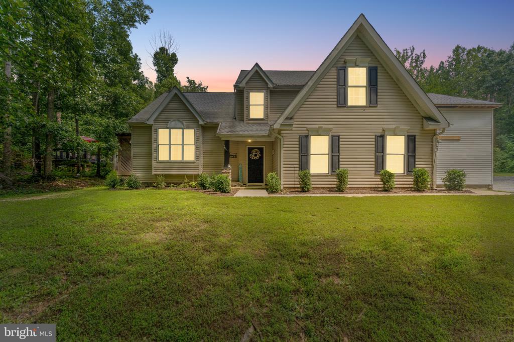 6109 HAMS FORD RD, SPOTSYLVANIA, Virginia 22551, 7 Bedrooms Bedrooms, ,3 BathroomsBathrooms,Residential,6109 HAMS FORD RD,VASP2034860 MLS # VASP2034860