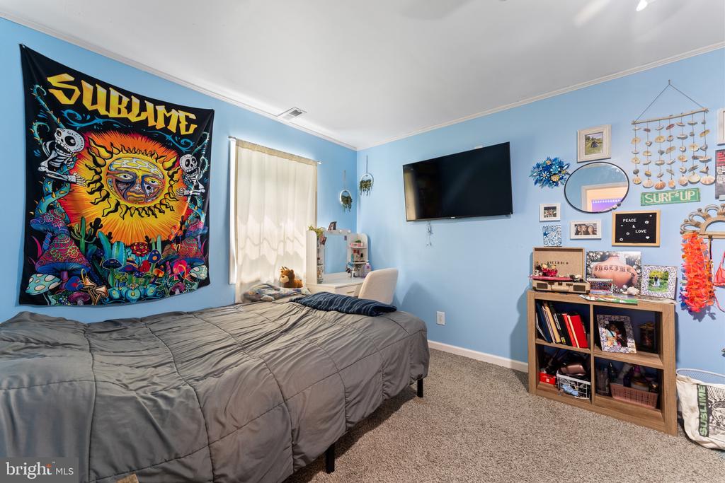 6109 HAMS FORD RD, SPOTSYLVANIA, Virginia 22551, 7 Bedrooms Bedrooms, ,3 BathroomsBathrooms,Residential,6109 HAMS FORD RD,VASP2034860 MLS # VASP2034860
