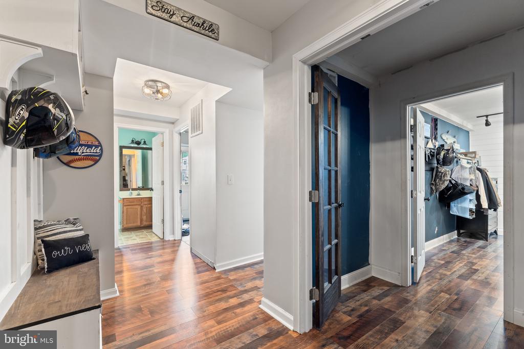 6109 HAMS FORD RD, SPOTSYLVANIA, Virginia 22551, 7 Bedrooms Bedrooms, ,3 BathroomsBathrooms,Residential,6109 HAMS FORD RD,VASP2034860 MLS # VASP2034860