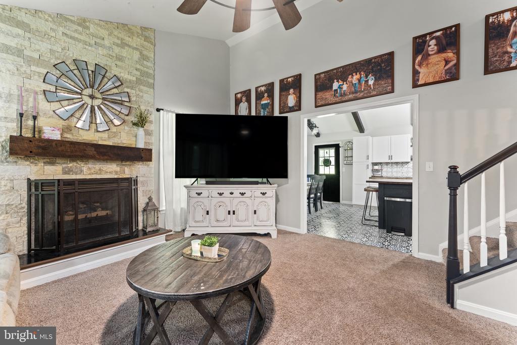6109 HAMS FORD RD, SPOTSYLVANIA, Virginia 22551, 7 Bedrooms Bedrooms, ,3 BathroomsBathrooms,Residential,6109 HAMS FORD RD,VASP2034860 MLS # VASP2034860
