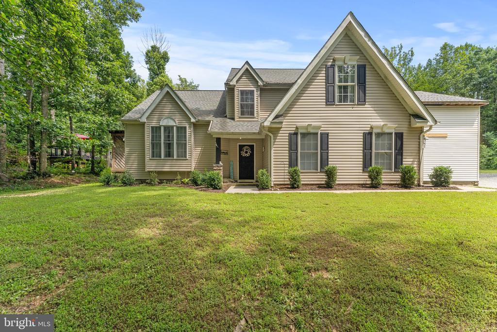6109 HAMS FORD RD, SPOTSYLVANIA, Virginia 22551, 7 Bedrooms Bedrooms, ,3 BathroomsBathrooms,Residential,6109 HAMS FORD RD,VASP2034860 MLS # VASP2034860