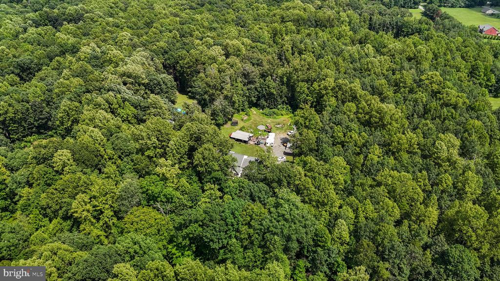 6109 HAMS FORD RD, SPOTSYLVANIA, Virginia 22551, 7 Bedrooms Bedrooms, ,3 BathroomsBathrooms,Residential,6109 HAMS FORD RD,VASP2034860 MLS # VASP2034860