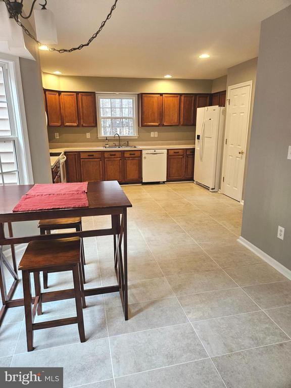 11 COTTONWOOD DR, BARBOURSVILLE, Virginia 22923, 3 Bedrooms Bedrooms, ,2 BathroomsBathrooms,Residential,11 COTTONWOOD DR,VAGR2000742 MLS # VAGR2000742