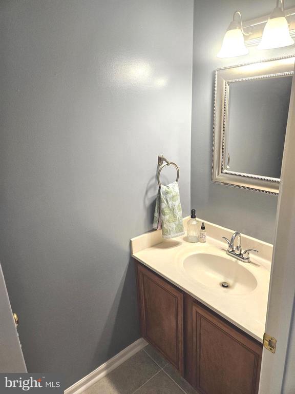 11 COTTONWOOD DR, BARBOURSVILLE, Virginia 22923, 3 Bedrooms Bedrooms, ,2 BathroomsBathrooms,Residential,11 COTTONWOOD DR,VAGR2000742 MLS # VAGR2000742