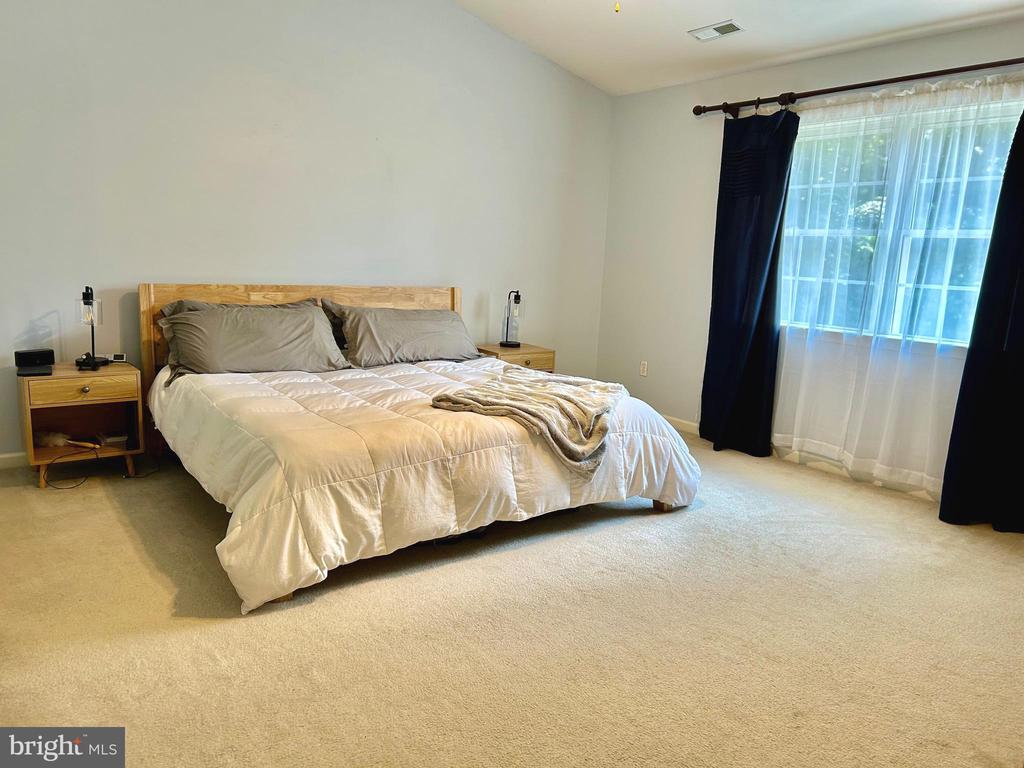 11 COTTONWOOD DR, BARBOURSVILLE, Virginia 22923, 3 Bedrooms Bedrooms, ,2 BathroomsBathrooms,Residential,11 COTTONWOOD DR,VAGR2000742 MLS # VAGR2000742