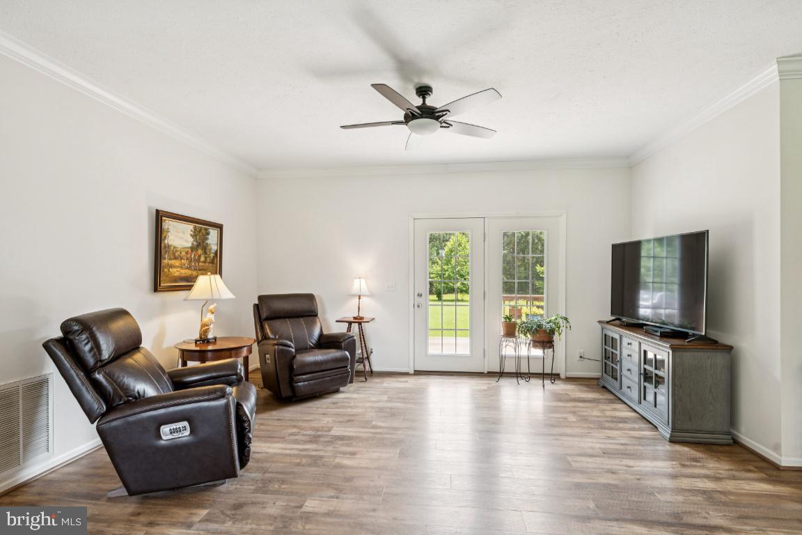 18167 LOCUST GROVE RD, BOWLING GREEN, Virginia 22427, 4 Bedrooms Bedrooms, ,2 BathroomsBathrooms,Residential,For sale,18167 LOCUST GROVE RD,VACV2008514 MLS # VACV2008514