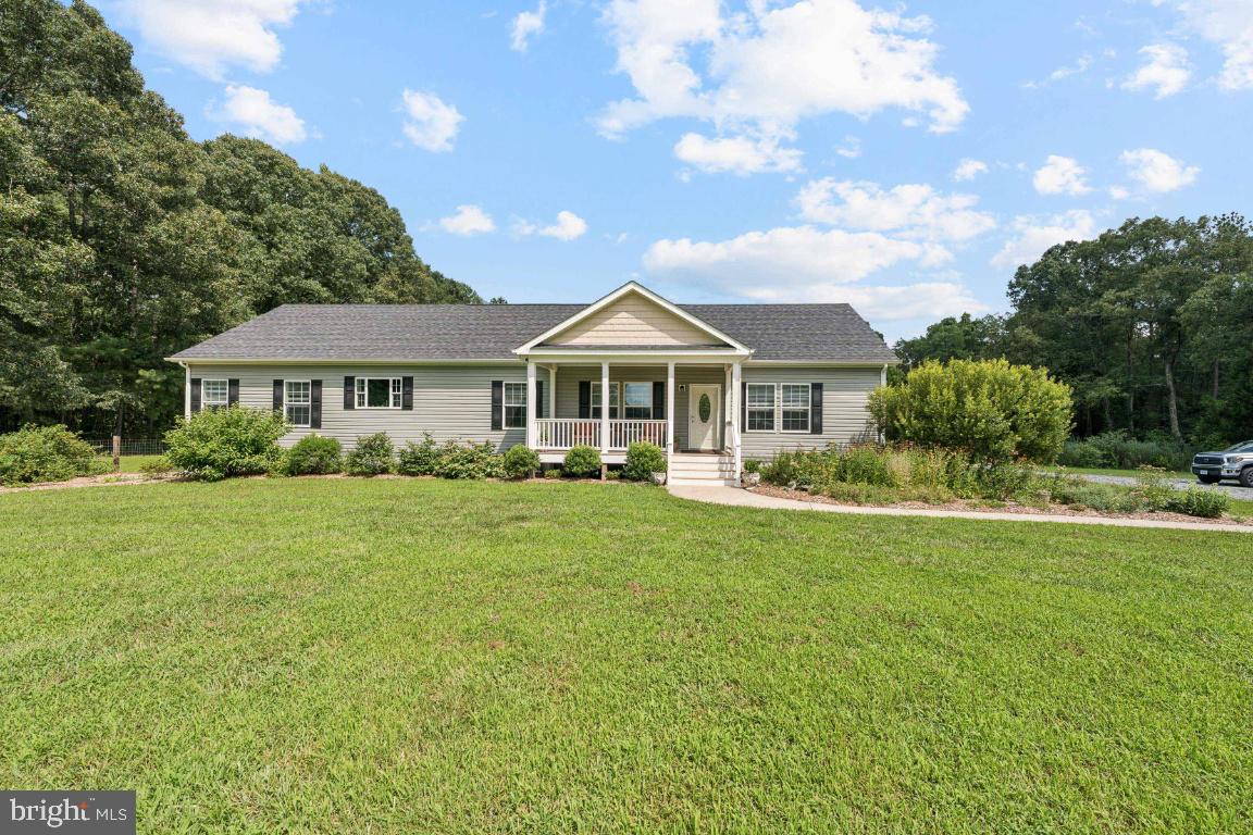 18167 LOCUST GROVE RD, BOWLING GREEN, Virginia 22427, 4 Bedrooms Bedrooms, ,2 BathroomsBathrooms,Residential,For sale,18167 LOCUST GROVE RD,VACV2008514 MLS # VACV2008514