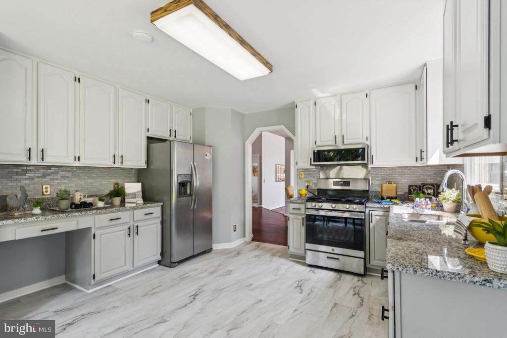 4209 OAKHILL RD, FREDERICKSBURG, Virginia 22408, 4 Bedrooms Bedrooms, ,2 BathroomsBathrooms,Residential,4209 OAKHILL RD,VASP2034864 MLS # VASP2034864