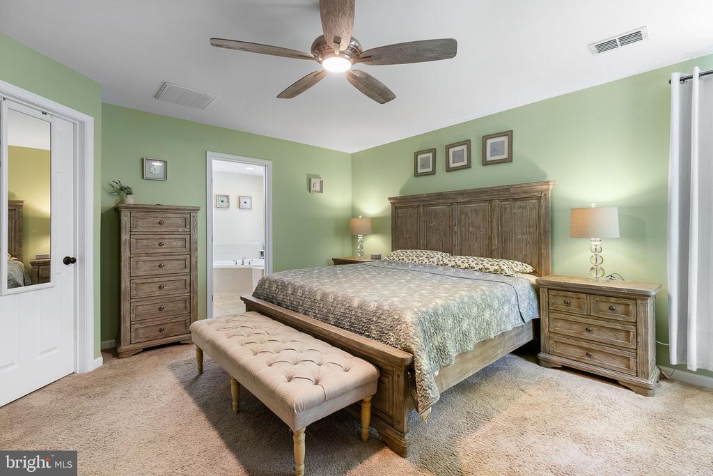 10108 BROOKRUN CT, SPOTSYLVANIA, Virginia 22553, 4 Bedrooms Bedrooms, ,3 BathroomsBathrooms,Residential,10108 BROOKRUN CT,VASP2034866 MLS # VASP2034866