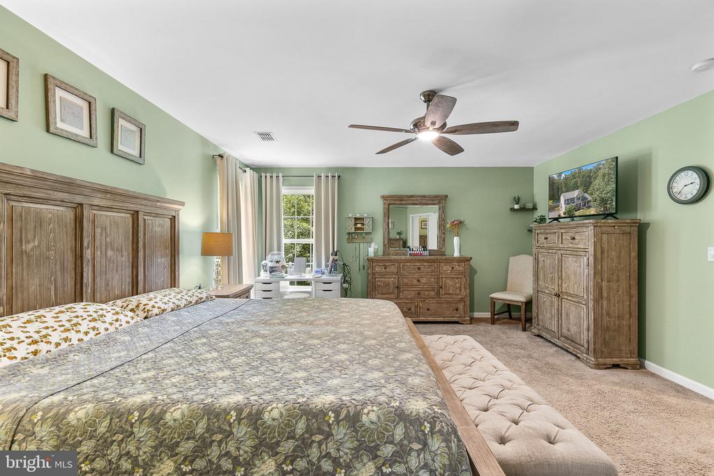 10108 BROOKRUN CT, SPOTSYLVANIA, Virginia 22553, 4 Bedrooms Bedrooms, ,3 BathroomsBathrooms,Residential,10108 BROOKRUN CT,VASP2034866 MLS # VASP2034866