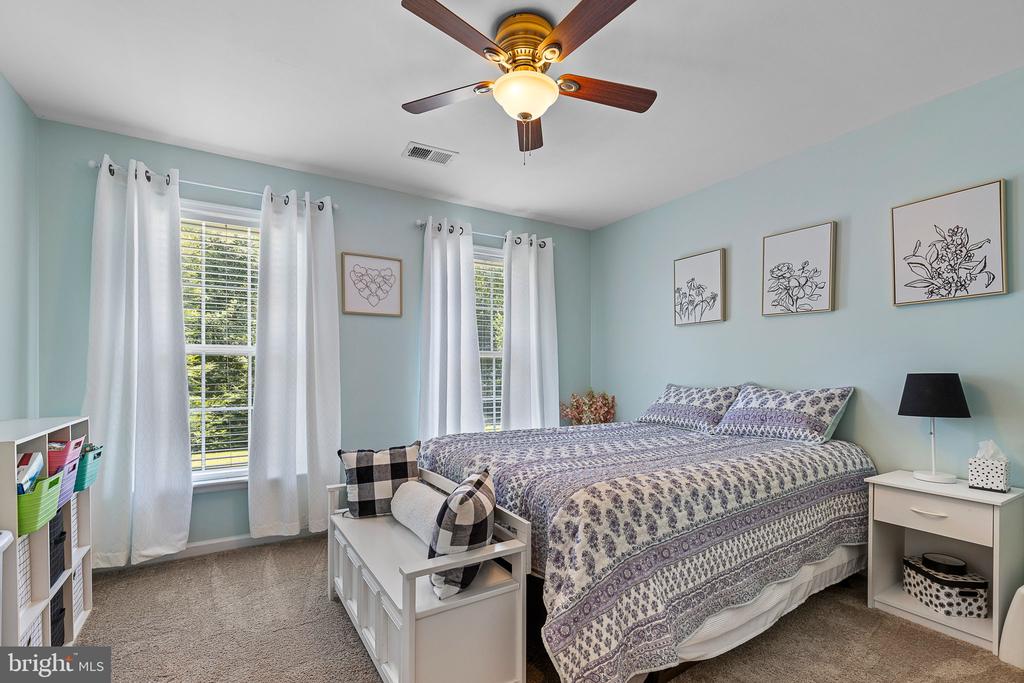 10108 BROOKRUN CT, SPOTSYLVANIA, Virginia 22553, 4 Bedrooms Bedrooms, ,3 BathroomsBathrooms,Residential,10108 BROOKRUN CT,VASP2034866 MLS # VASP2034866