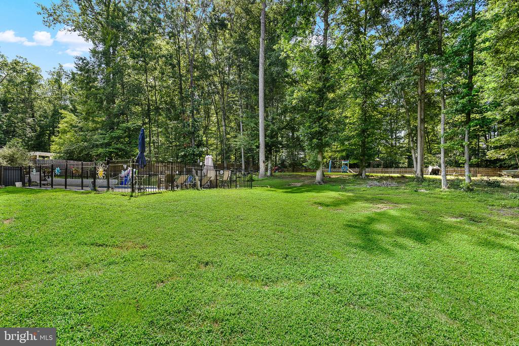 10108 BROOKRUN CT, SPOTSYLVANIA, Virginia 22553, 4 Bedrooms Bedrooms, ,3 BathroomsBathrooms,Residential,10108 BROOKRUN CT,VASP2034866 MLS # VASP2034866