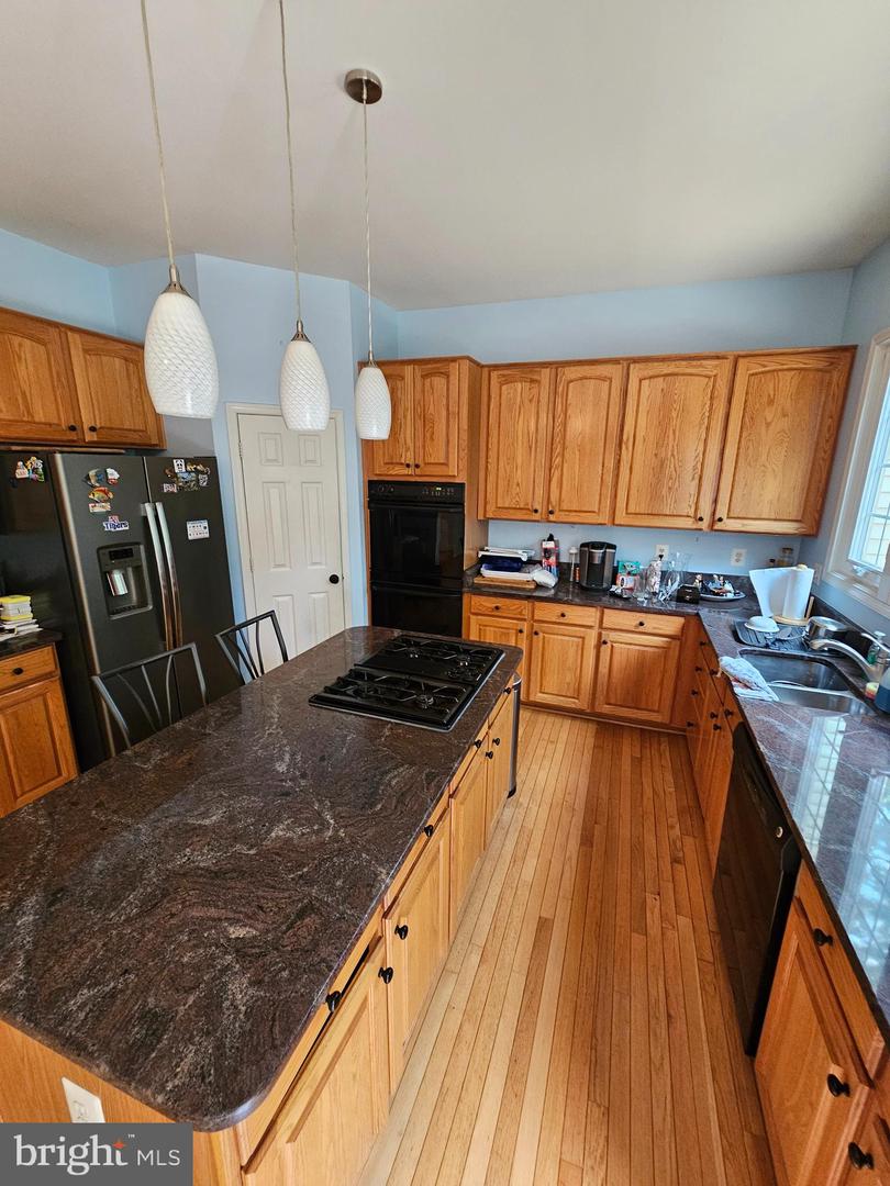 10450 COURTNEY DR, FAIRFAX, Virginia 22030, 3 Bedrooms Bedrooms, ,3 BathroomsBathrooms,Residential,For sale,10450 COURTNEY DR,VAFC2006624 MLS # VAFC2006624