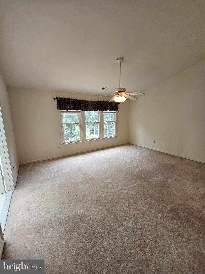 10450 COURTNEY DR, FAIRFAX, Virginia 22030, 3 Bedrooms Bedrooms, ,3 BathroomsBathrooms,Residential,For sale,10450 COURTNEY DR,VAFC2006624 MLS # VAFC2006624
