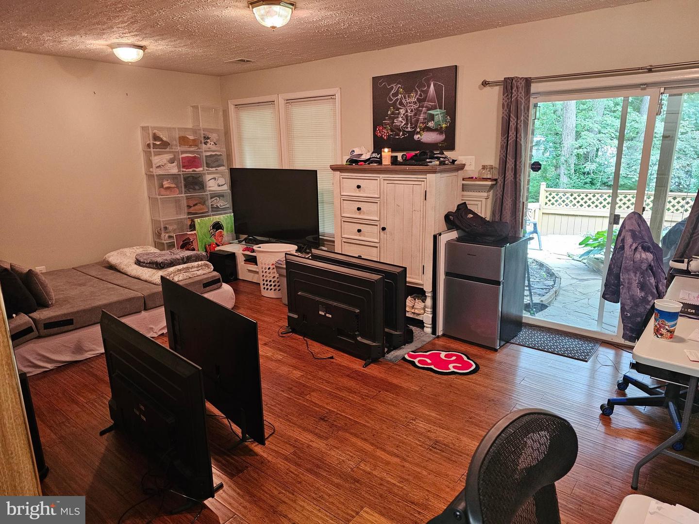 10450 COURTNEY DR, FAIRFAX, Virginia 22030, 3 Bedrooms Bedrooms, ,3 BathroomsBathrooms,Residential,For sale,10450 COURTNEY DR,VAFC2006624 MLS # VAFC2006624
