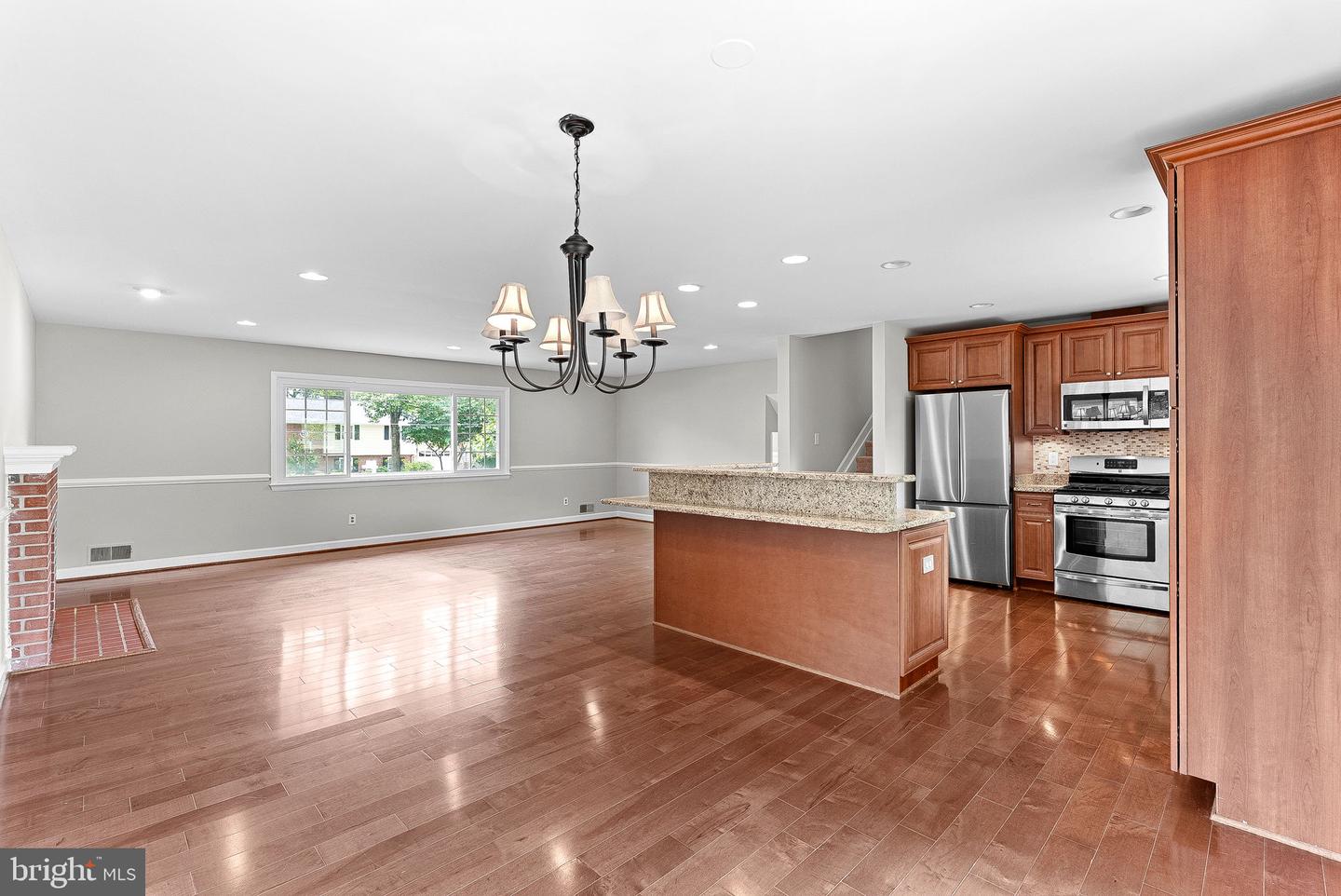 15018 CARLBERN DR, CENTREVILLE, Virginia 20120, 4 Bedrooms Bedrooms, ,3 BathroomsBathrooms,Residential,For sale,15018 CARLBERN DR,VAFX2255874 MLS # VAFX2255874