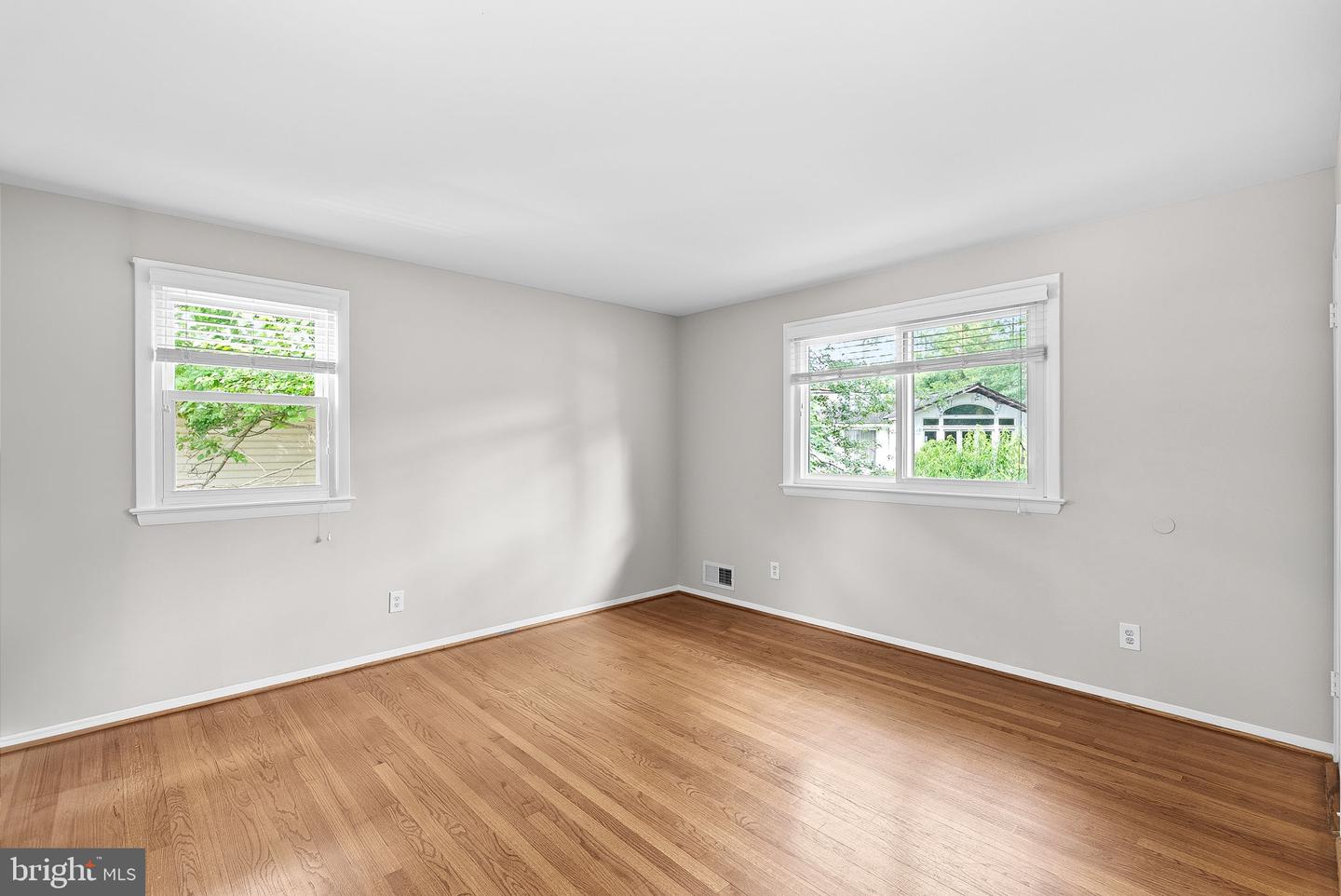 15020 CARLBERN DR, CENTREVILLE, Virginia 20120, 4 Bedrooms Bedrooms, ,3 BathroomsBathrooms,Residential,For sale,15020 CARLBERN DR,VAFX2255876 MLS # VAFX2255876